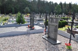 Pomniki Ofiar Zbrodni Niemieckich zamordowanych w latach 1941-1942